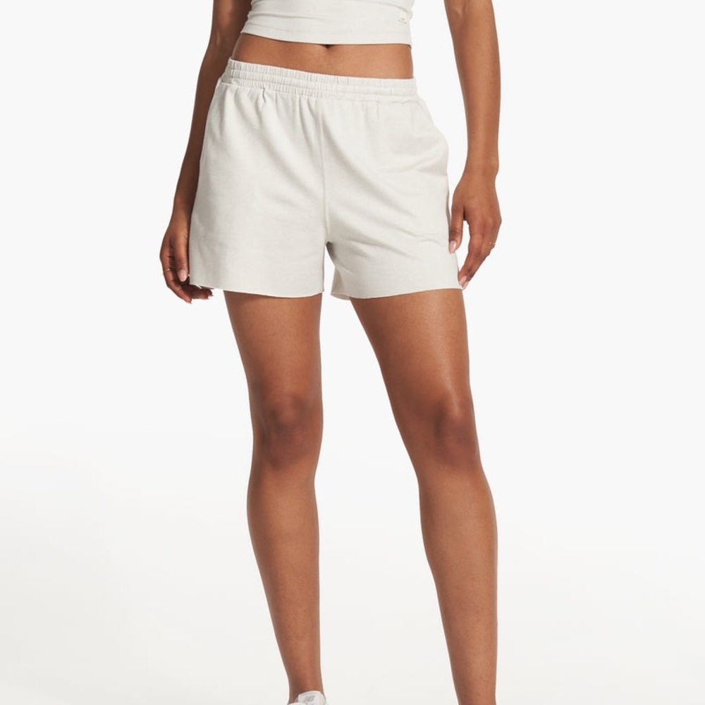 Vuori Salt Heather Boyfriend Shorts
